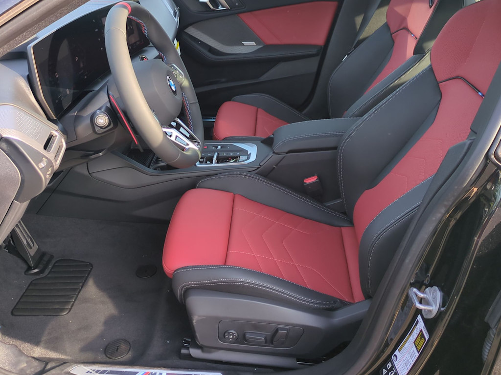 Thumbnail: 2025 BMW 2 Series - 11