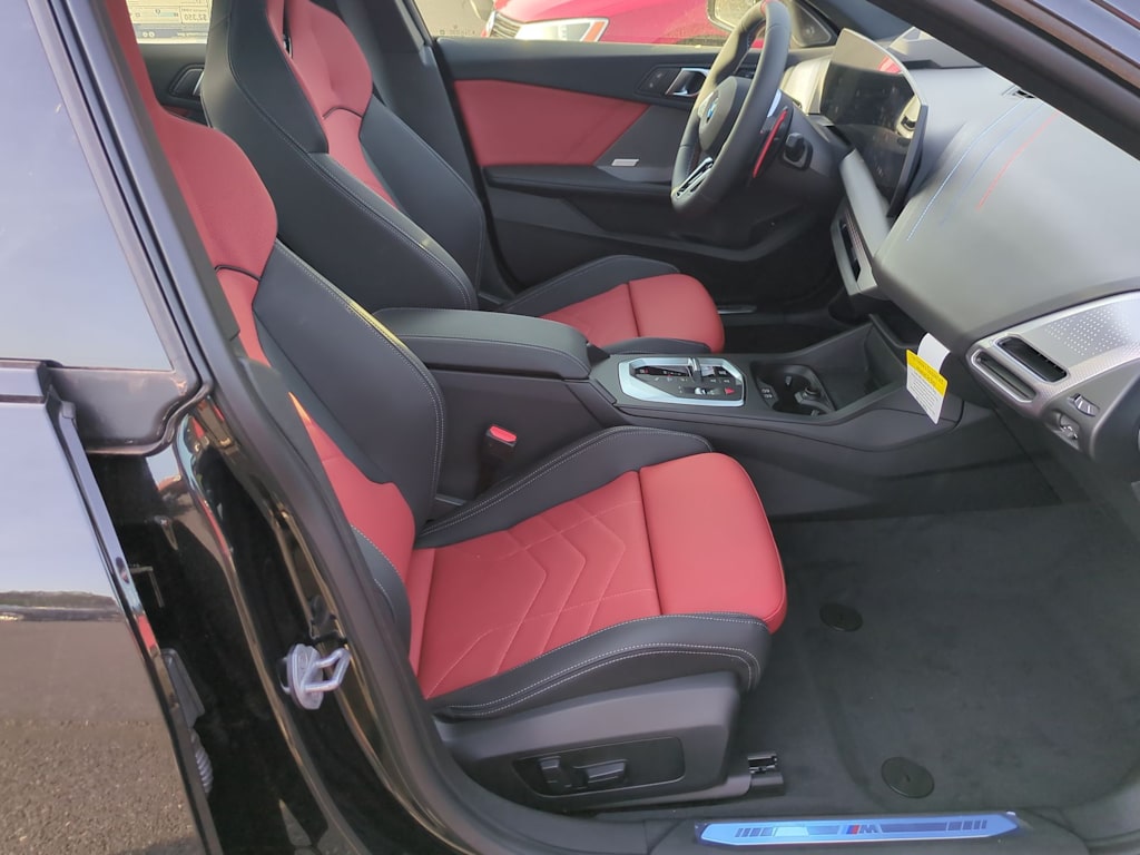 Thumbnail: 2025 BMW 2 Series - 12