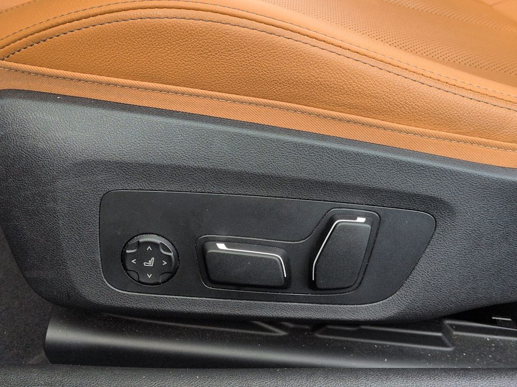 Thumbnail: 2026 BMW 4 Series - 26