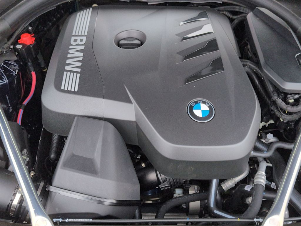 Thumbnail: 2026 BMW 5 Series - 9