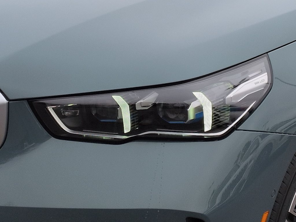 Thumbnail: 2026 BMW 5 Series - 20