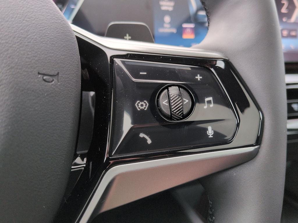 Thumbnail: 2026 BMW 5 Series - 28