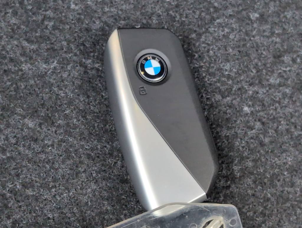 Thumbnail: 2026 BMW 5 Series - 16