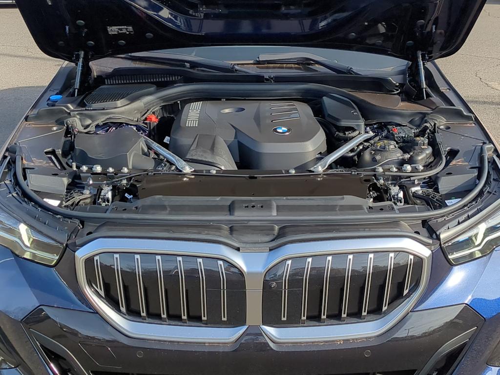 Thumbnail: 2026 BMW 5 Series - 9