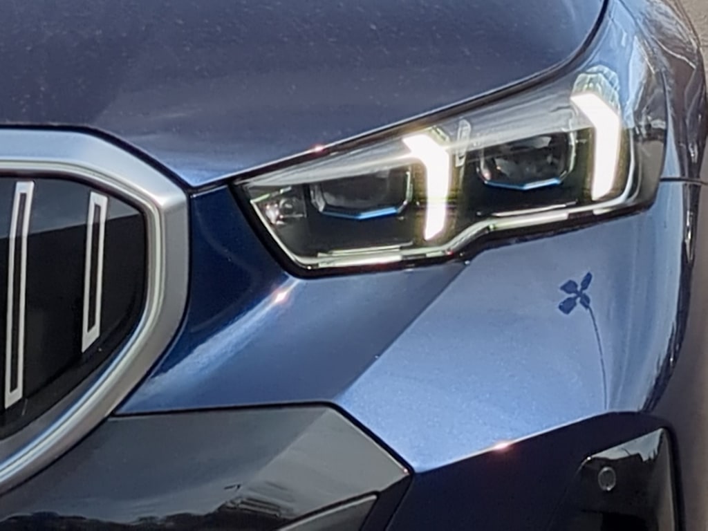 Thumbnail: 2026 BMW 5 Series - 25