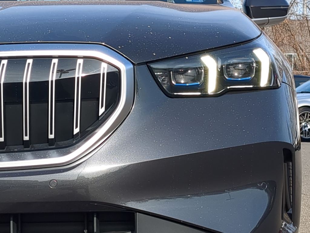 Thumbnail: 2026 BMW 5 Series - 24