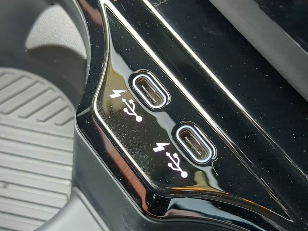 Thumbnail: 2026 BMW 5 Series - 18