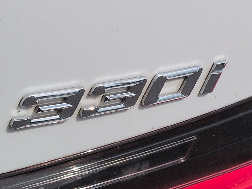Thumbnail: 2019 BMW 3 Series - 24