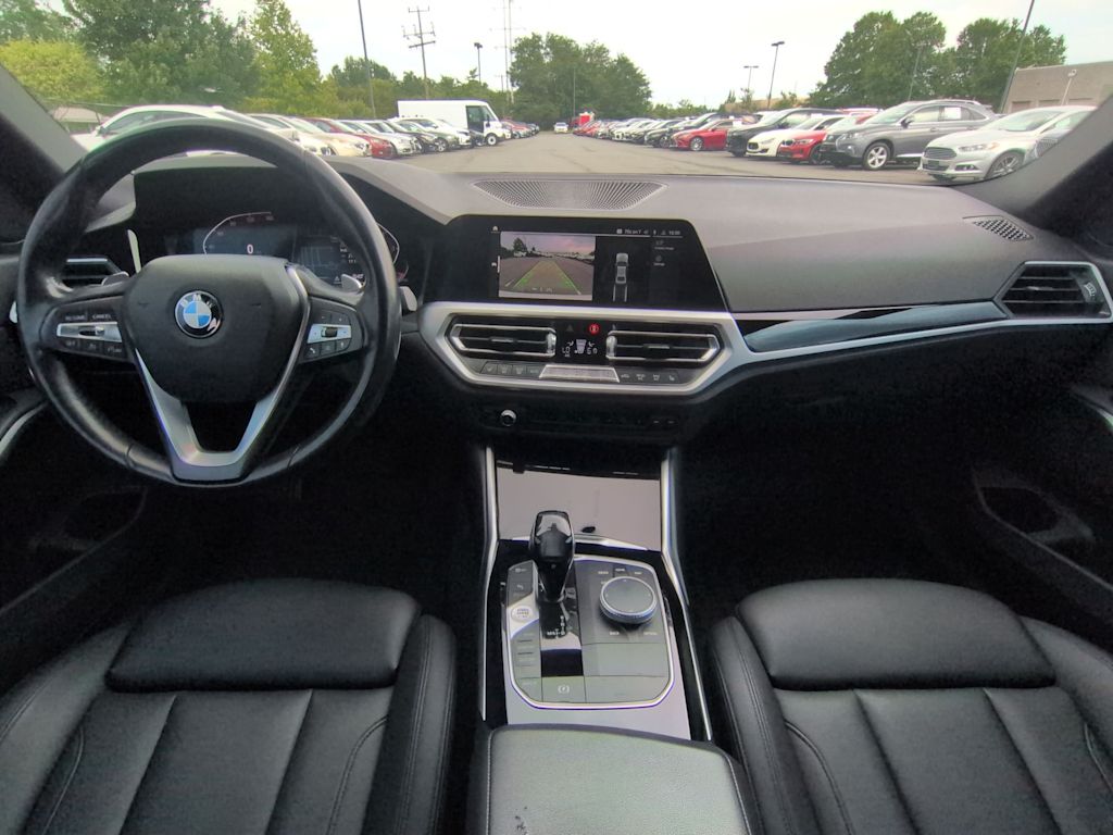 Thumbnail: 2019 BMW 3 Series - 9