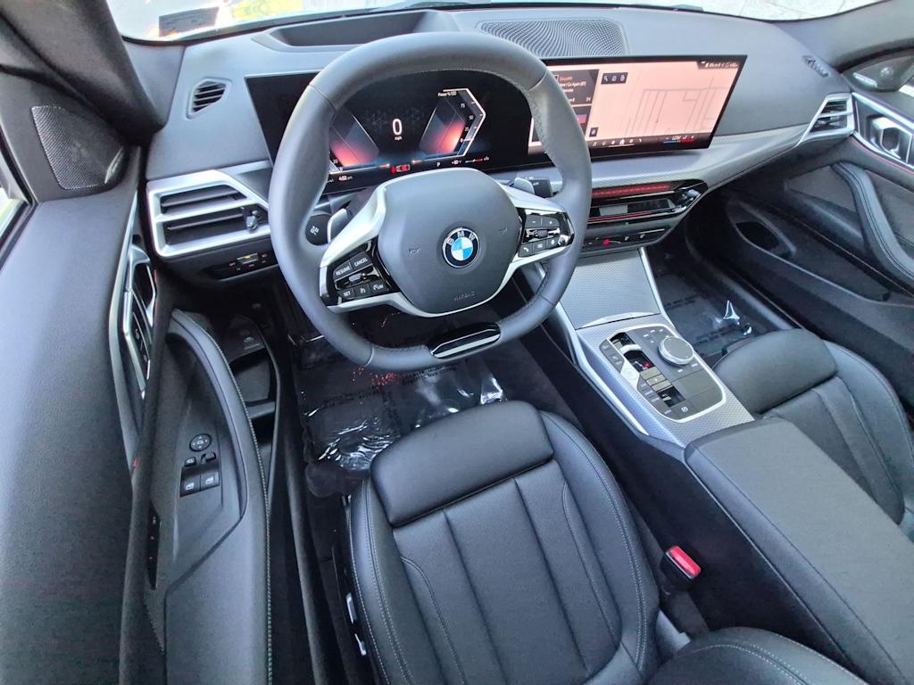 Thumbnail: 2026 BMW 4 Series - 2