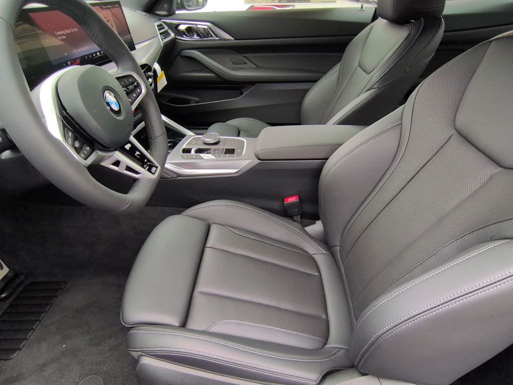 Thumbnail: 2026 BMW 4 Series - 10