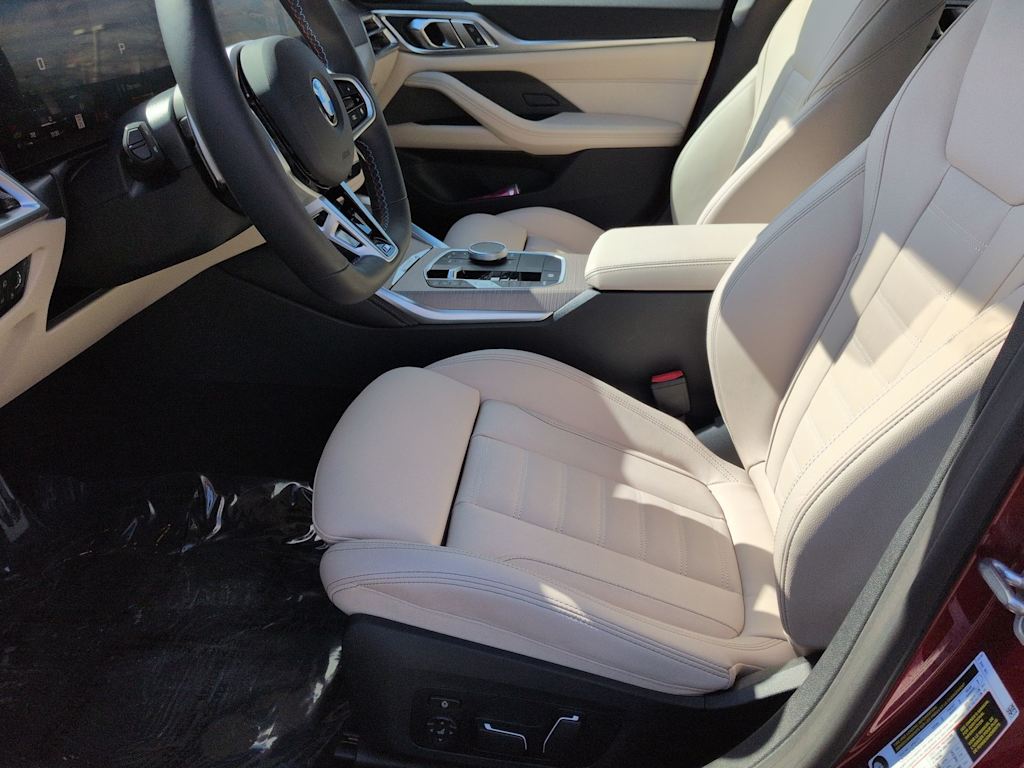 Thumbnail: 2025 BMW 4 Series - 11