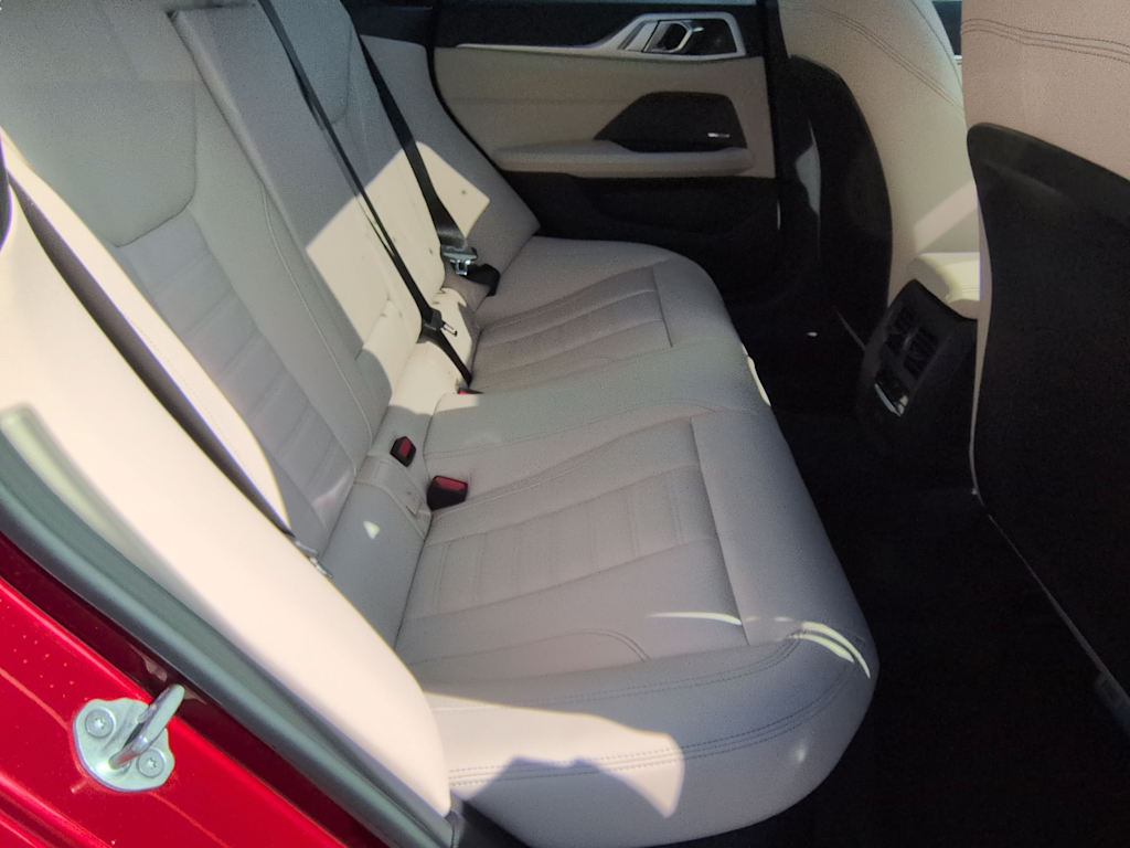 Thumbnail: 2025 BMW 4 Series - 28