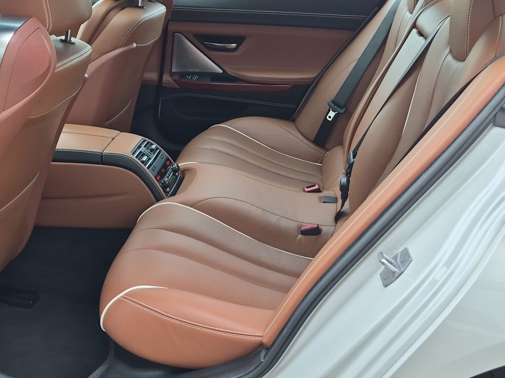Thumbnail: 2015 BMW 6 Series - 30