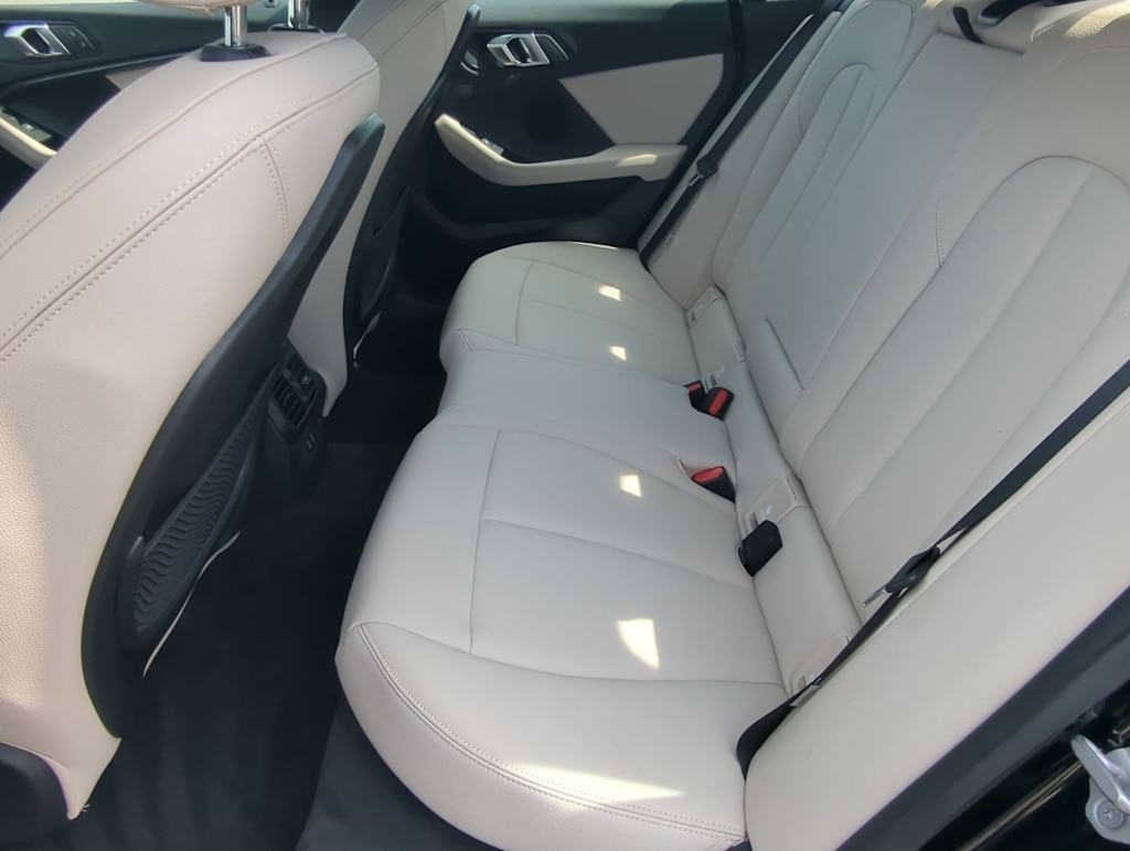 Thumbnail: 2024 BMW 2 Series - 27