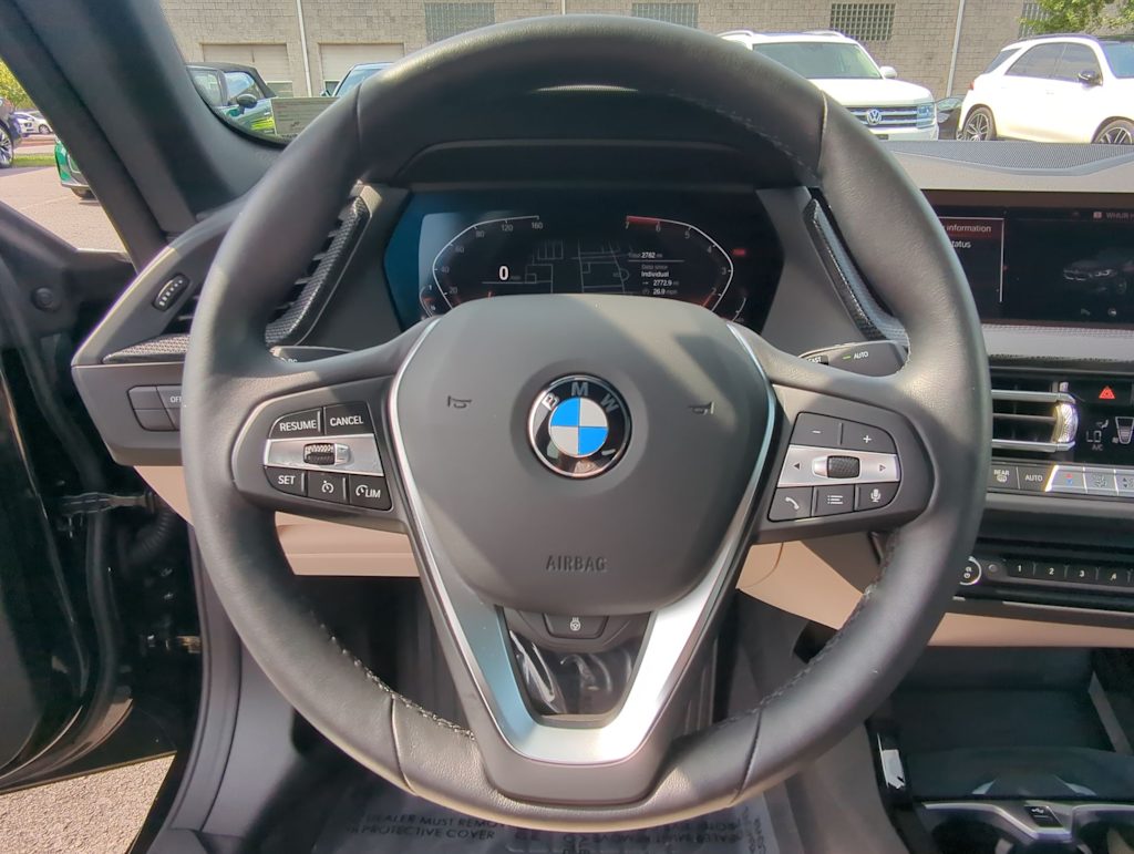 Thumbnail: 2024 BMW 2 Series - 10