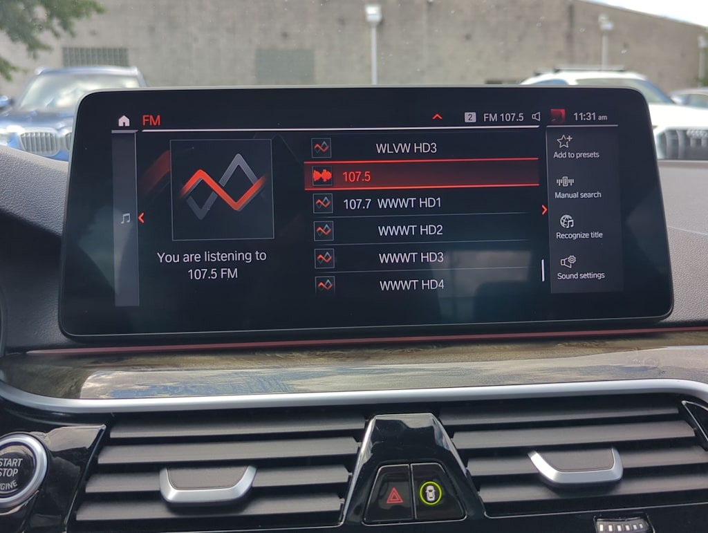 Thumbnail: 2023 BMW 5 Series - 36