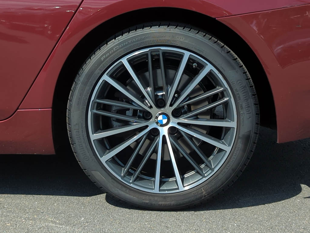 Thumbnail: 2023 BMW 5 Series - 8