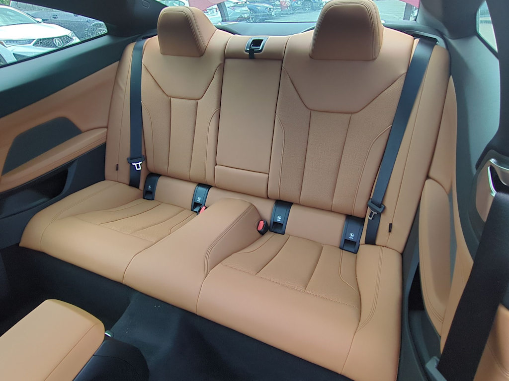 Thumbnail: 2025 BMW 4 Series - 27