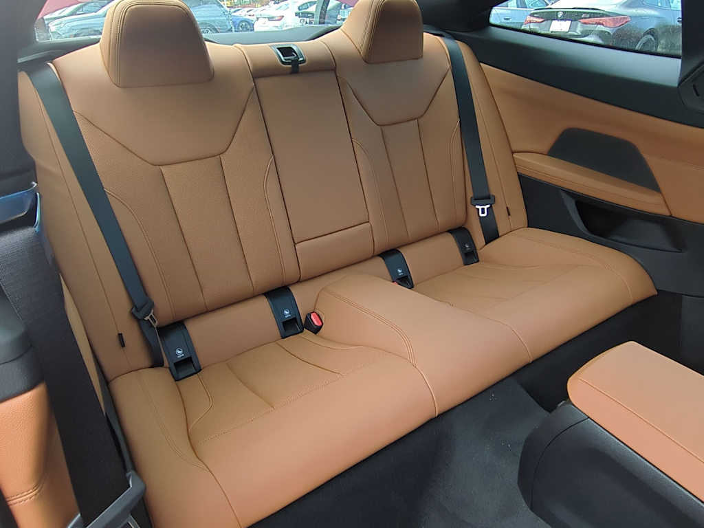 Thumbnail: 2025 BMW 4 Series - 28