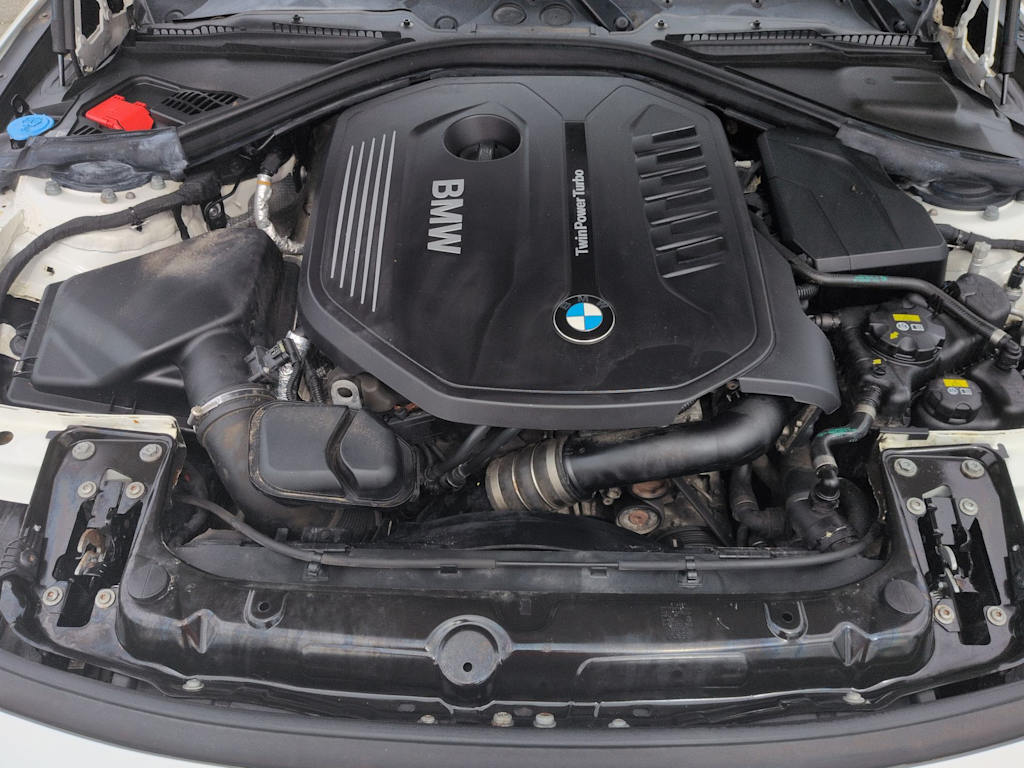 Thumbnail: 2017 BMW 3 Series - 9