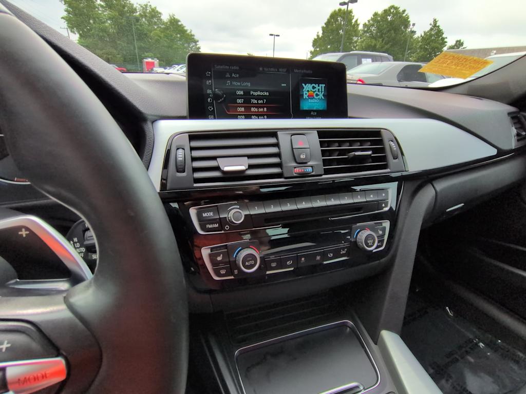 Thumbnail: 2017 BMW 3 Series - 15