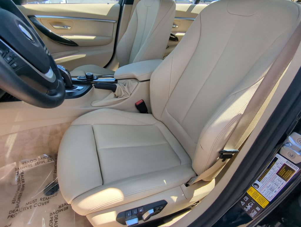 Thumbnail: 2016 BMW 3 Series - 12