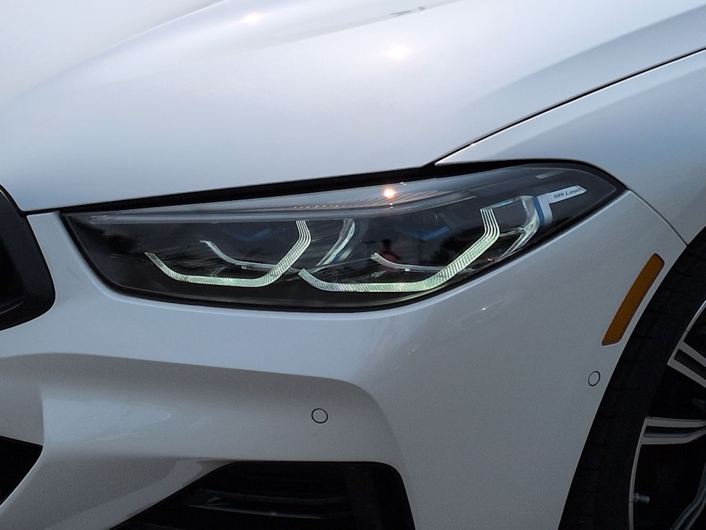 Thumbnail: 2024 BMW 8 Series - 23