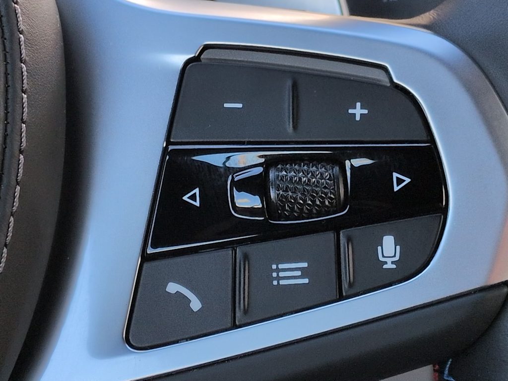 Thumbnail: 2024 BMW 8 Series - 31