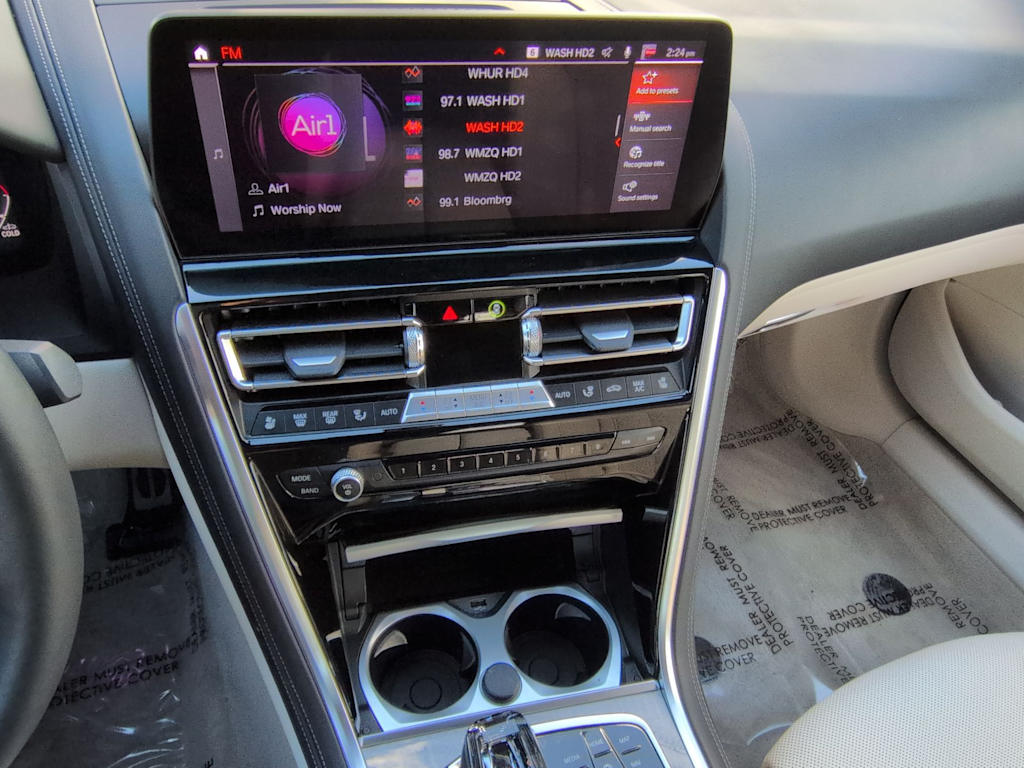 Thumbnail: 2024 BMW 8 Series - 33