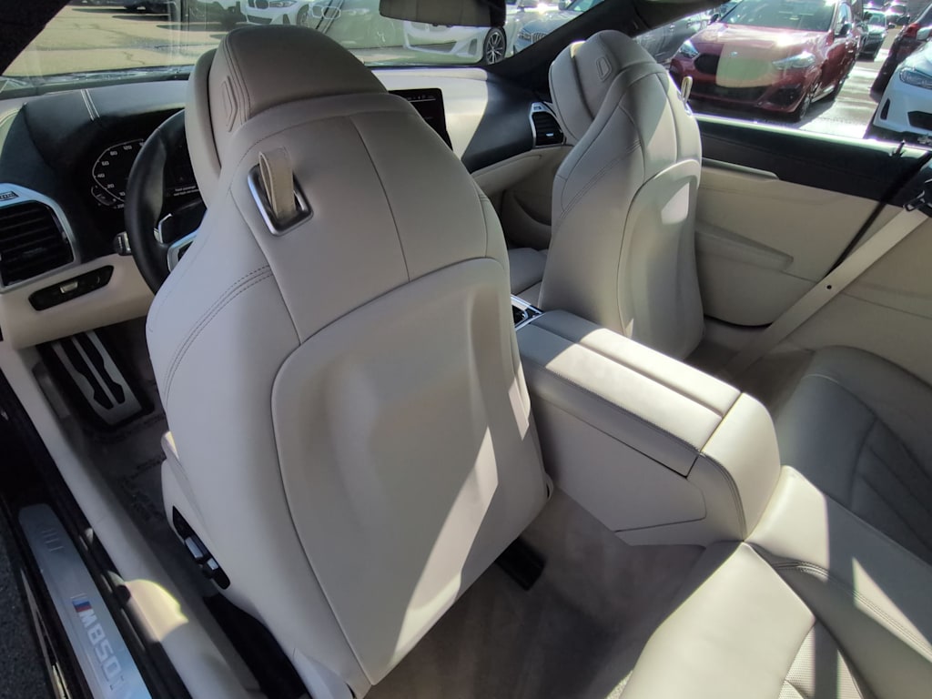 Thumbnail: 2024 BMW 8 Series - 27