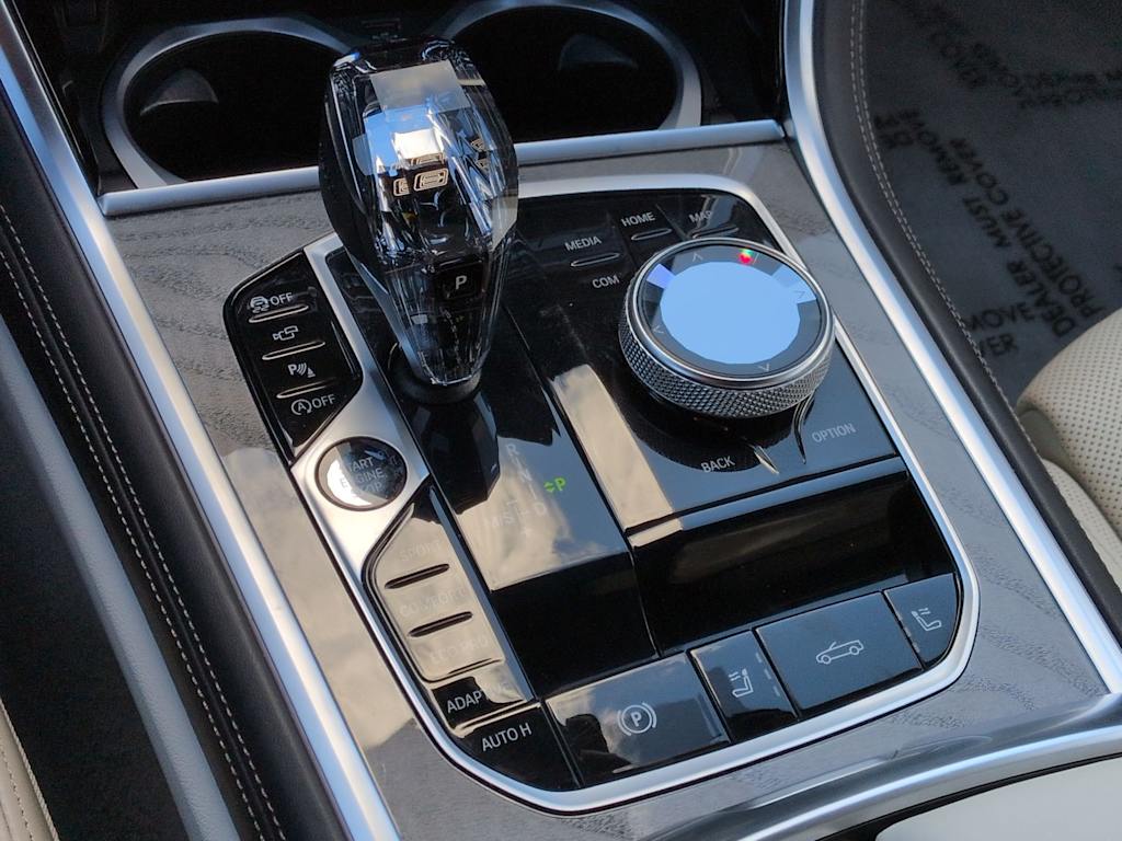 Thumbnail: 2024 BMW 8 Series - 38