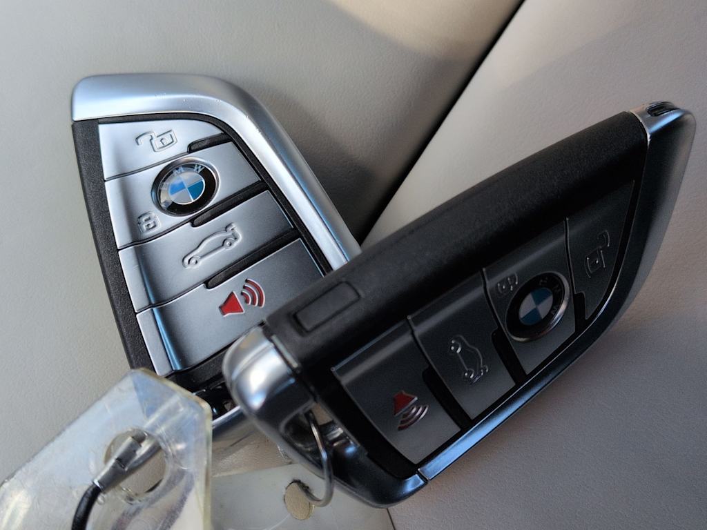 Thumbnail: 2024 BMW 8 Series - 17