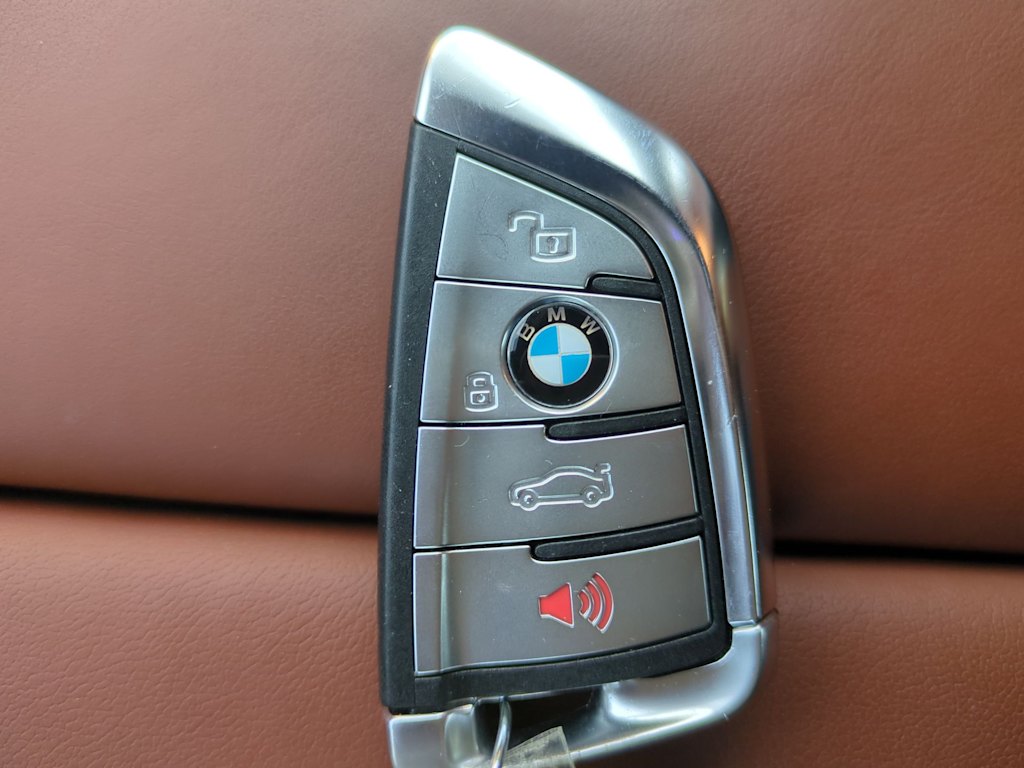 2022 BMW 8 Series 840i 31
