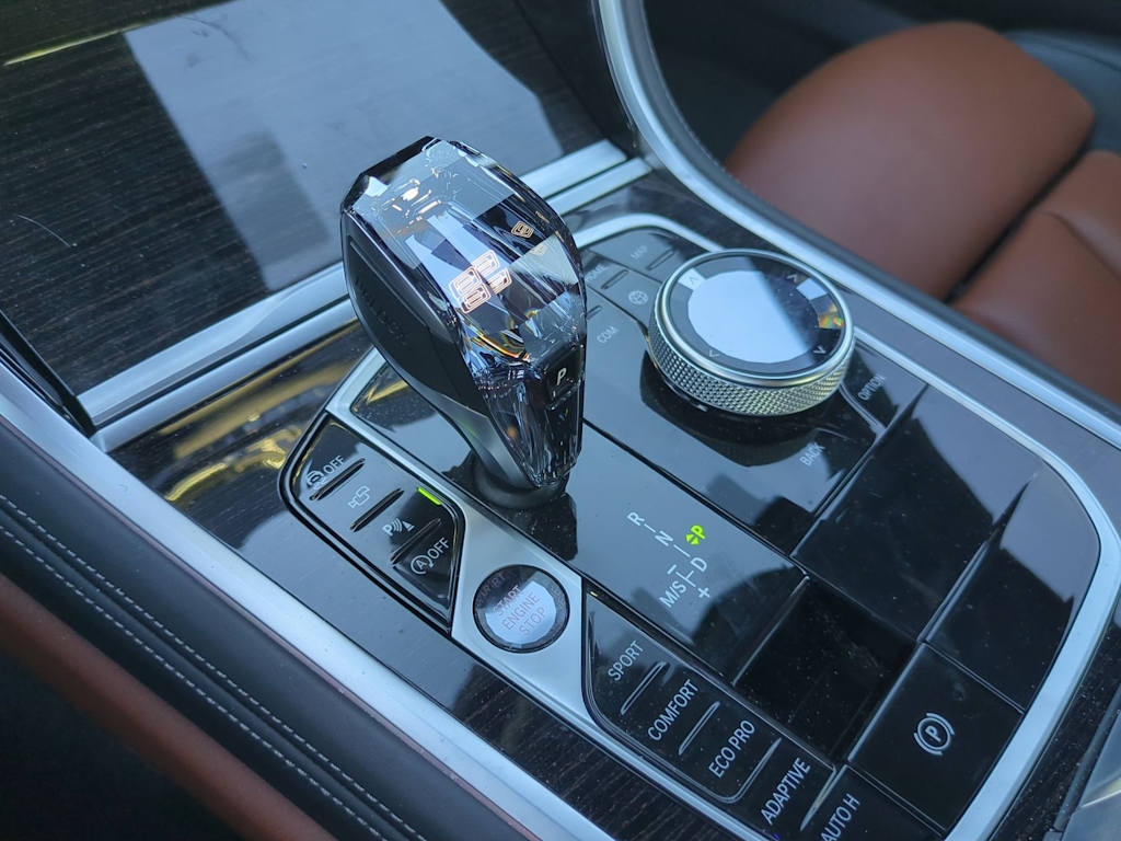 2022 BMW 8 Series 840i 12
