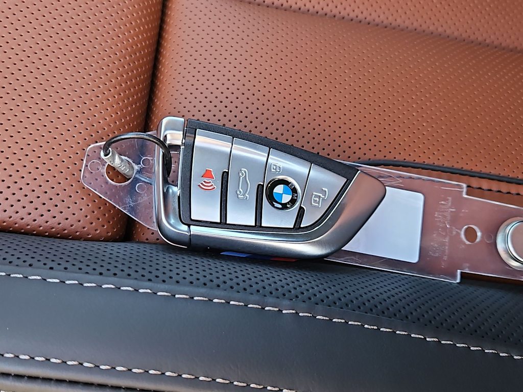Thumbnail: 2026 BMW 8 Series - 34