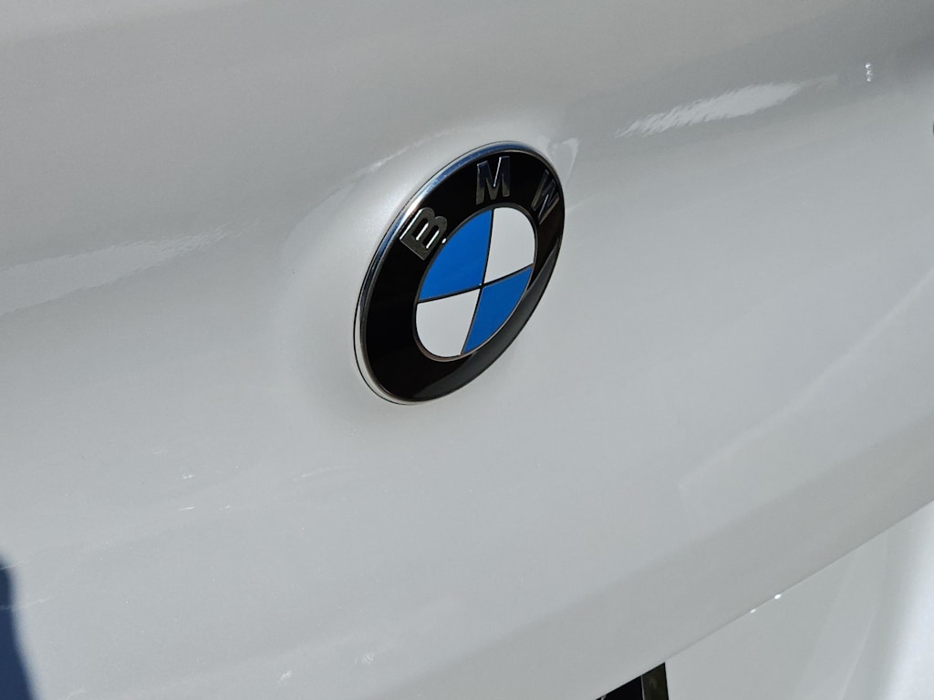 Thumbnail: 2026 BMW 8 Series - 6