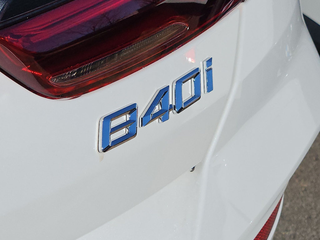 Thumbnail: 2026 BMW 8 Series - 23