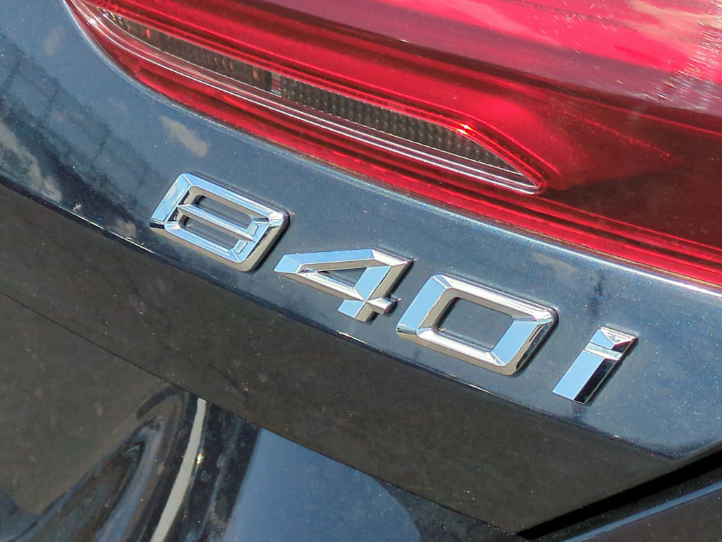 2022 BMW 8 Series 840i 16