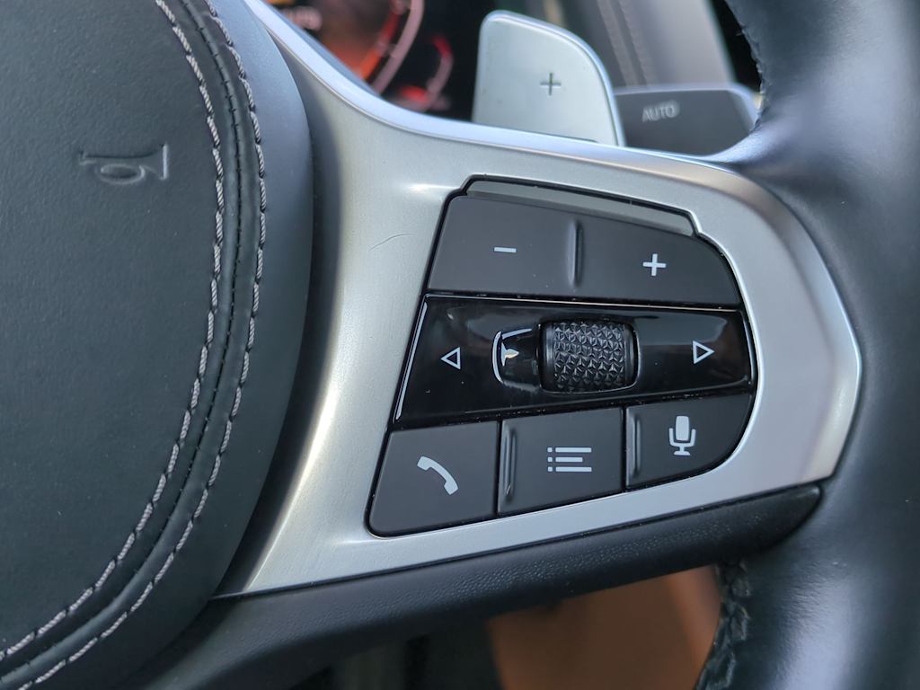 2022 BMW 8 Series 840i 24