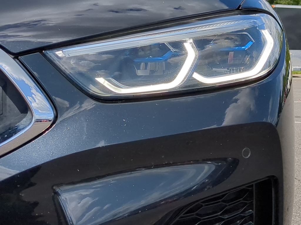 Thumbnail: 2022 BMW 8 Series - 24