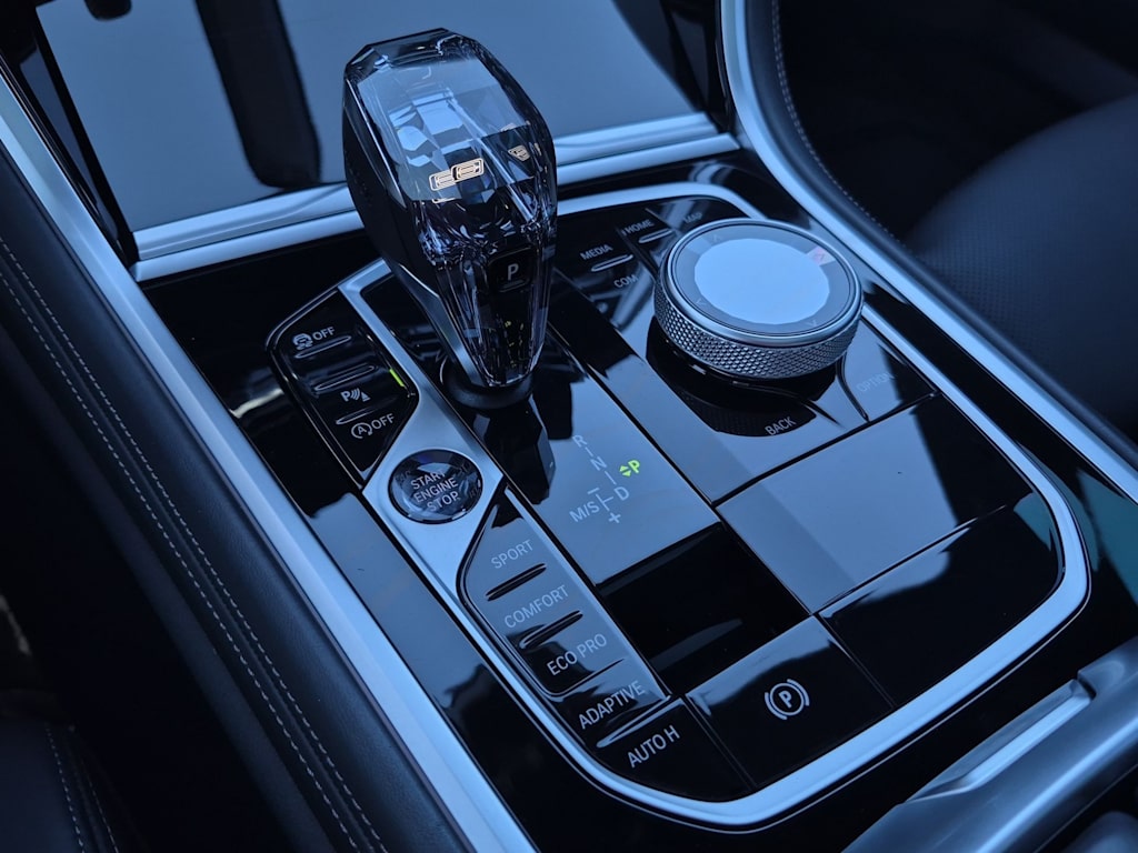 Thumbnail: 2024 BMW 8 Series - 37