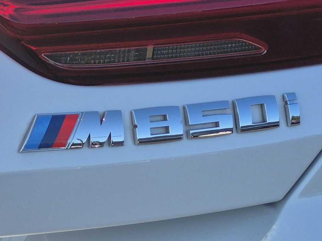 Thumbnail: 2024 BMW 8 Series - 24