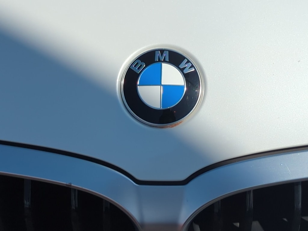 Thumbnail: 2023 BMW 8 Series - 7
