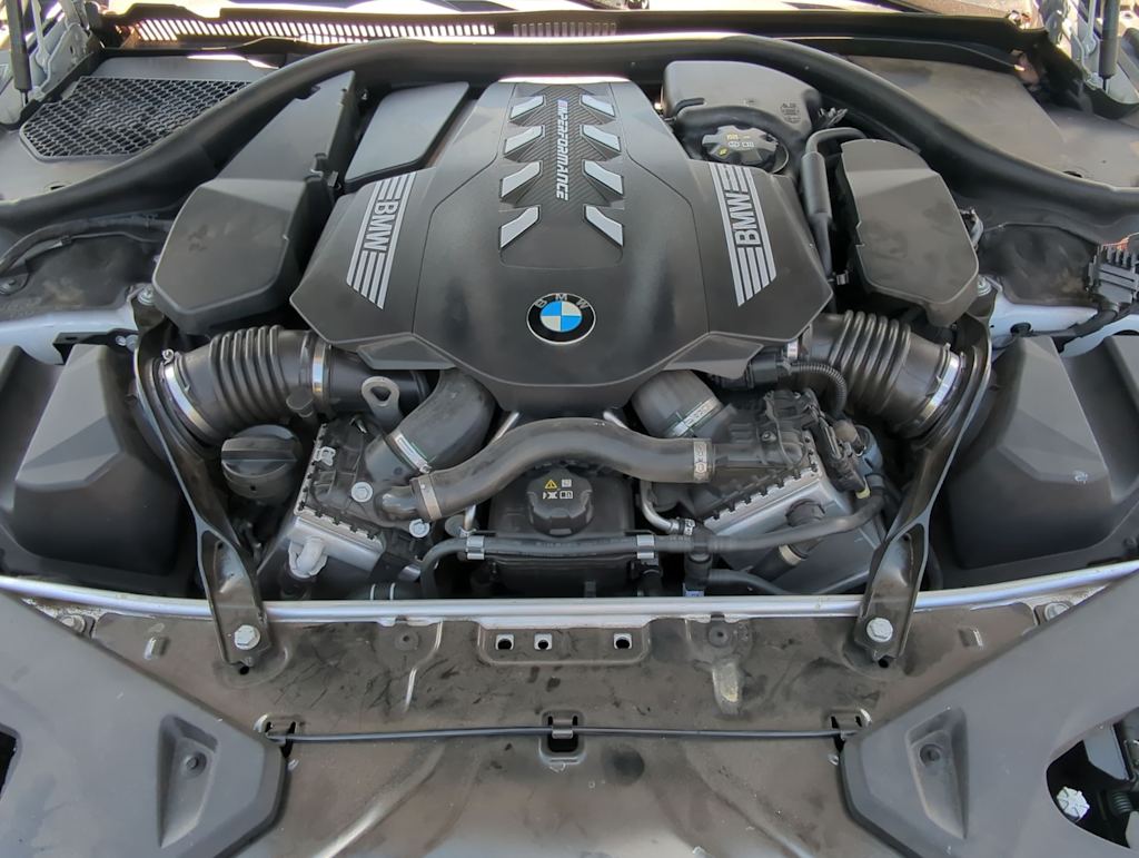 Thumbnail: 2023 BMW 8 Series - 9