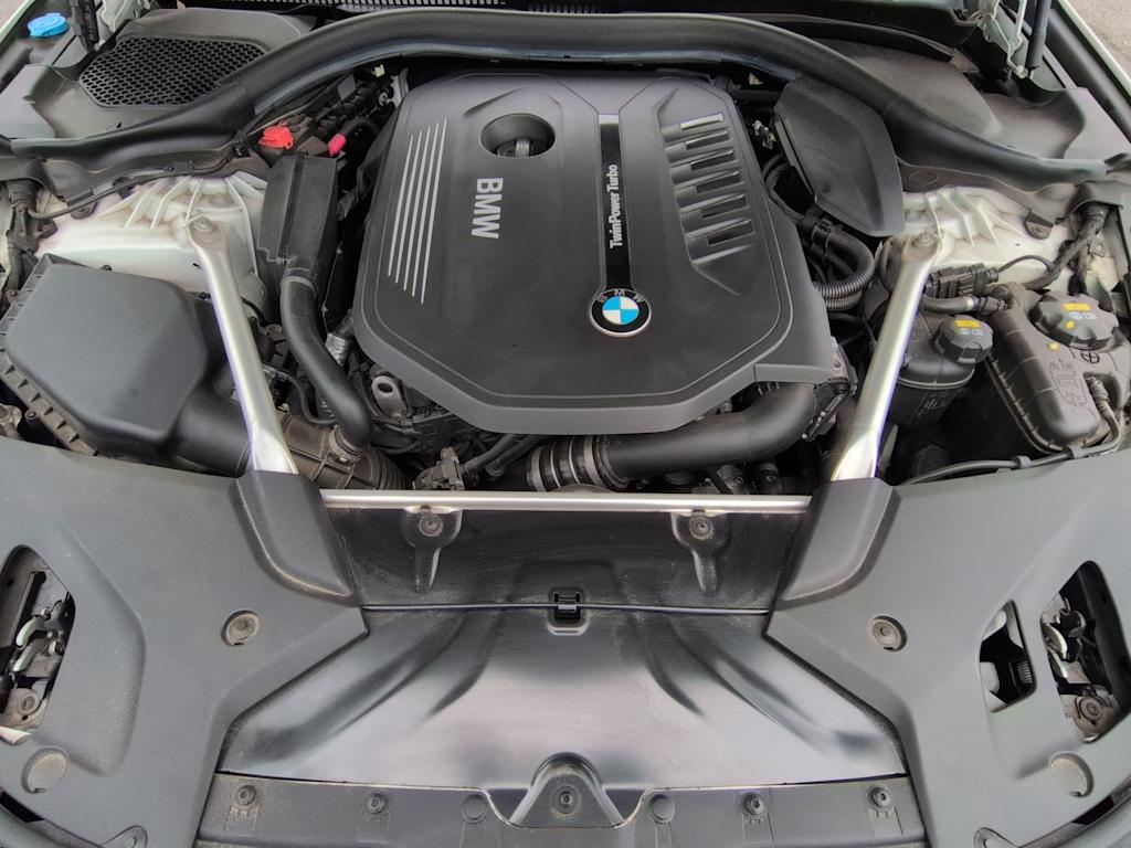 Thumbnail: 2018 BMW 5 Series - 9