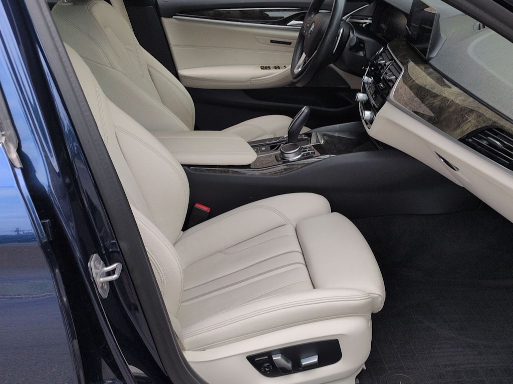 Thumbnail: 2020 BMW 5 Series - 12