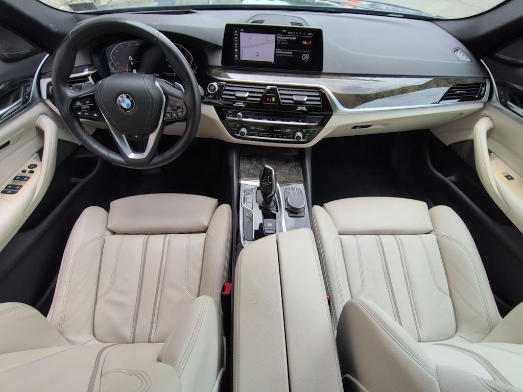 Thumbnail: 2020 BMW 5 Series - 10