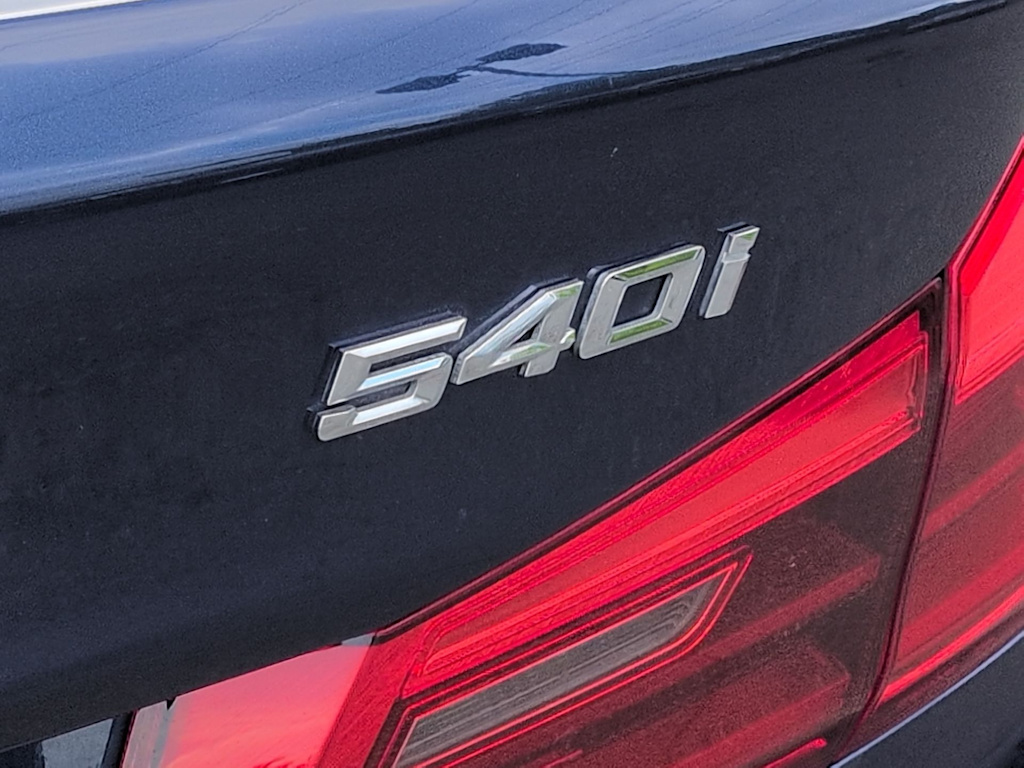 Thumbnail: 2020 BMW 5 Series - 26