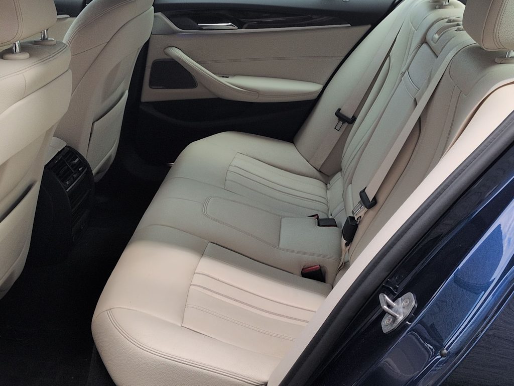 Thumbnail: 2020 BMW 5 Series - 29